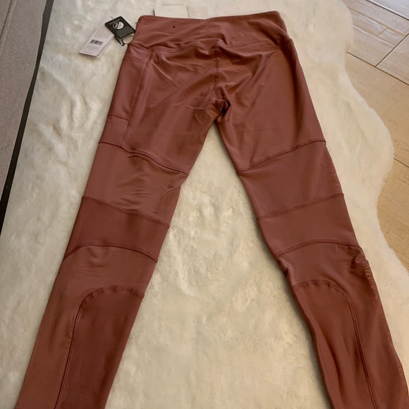 Athletic leggings - Picture 3 of 6